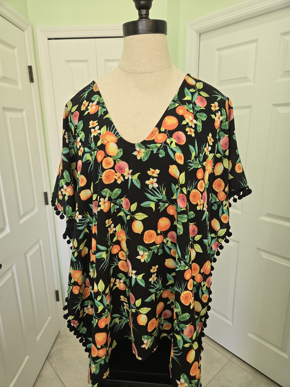 Xhilaration Black V-Neck Swim Coverup Oranges Fruit Print Pom Pom Citrus Florida